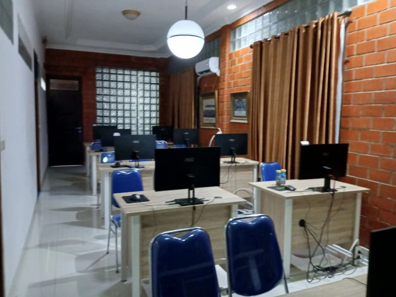 Instalasi Jaringan Pusat Pembelajaran